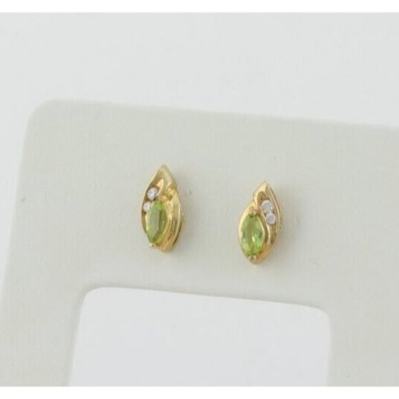 10k Yellow Gold Natural Peridot and Cubic Zirconia Earrings Stud Post - Picture 6 of 8